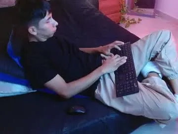 maestro3369 – webcam model profile photo Image 2