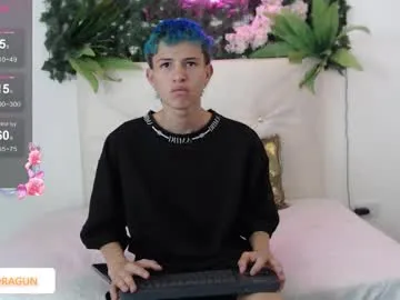 MartinaGucci – webcam model profile photo Image 17