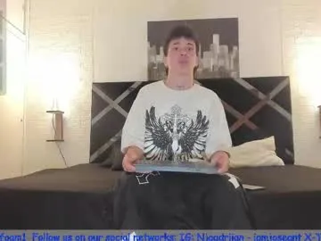 ValenWill – webcam model profile photo Image 10