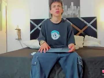 ValenWill – webcam model profile photo Image 11