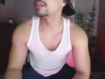 Donovan_Desmond – webcam model profile photo Image 4