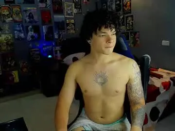 Donovan_Desmond – webcam model profile photo Image 9