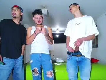 hijin_ – webcam model profile photo Image 2