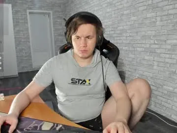 iliaskrislove – webcam model profile photo