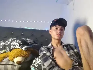 SamyShark21 – webcam model profile photo Image 15