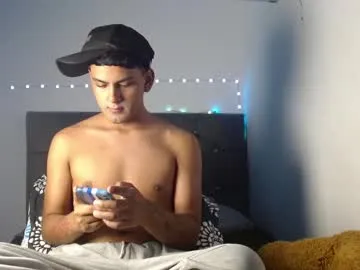 SamyShark21 – webcam model profile photo Image 19