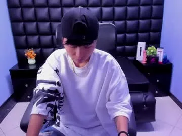 ZoeyReed – webcam model profile photo Image 15