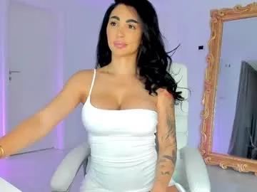 AmyBelmontt – webcam model profile photo Image 13