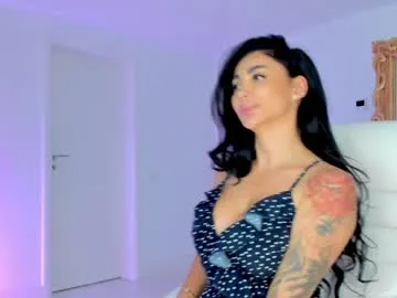 AmyBelmontt – webcam model profile photo Image 15