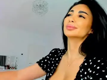 AmyBelmontt – webcam model profile photo Image 8