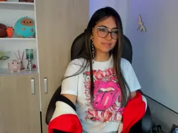 SkyLumen – webcam model profile photo Image 11