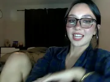 isabellelayla – webcam model profile photo