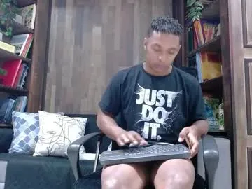 g4mens – webcam model profile photo Image 9