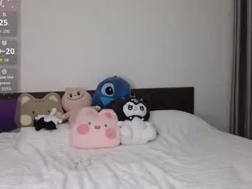 AdelineFoster – webcam model profile photo Image 14