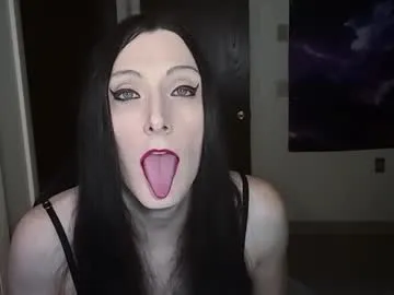 KarolBrand – webcam model profile photo Image 7