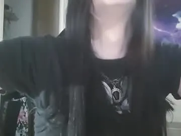 KarolBrand – webcam model profile photo Image 8