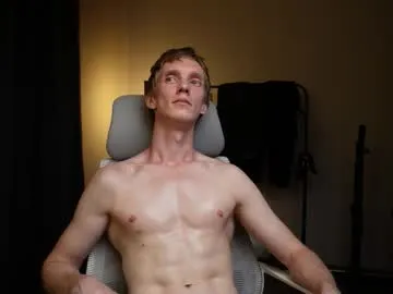 R0422 – webcam model profile photo Image 13