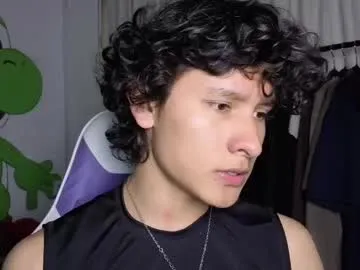 AmyBelmontt – webcam model profile photo Image 15