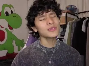 AmyBelmontt – webcam model profile photo Image 9