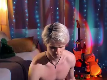 AnnyReina – webcam model profile photo Image 12