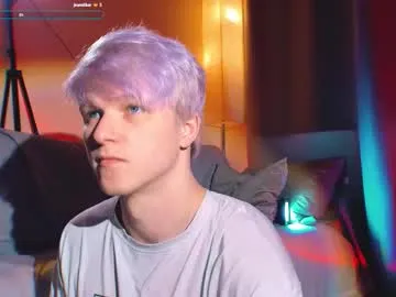 AnnyReina – webcam model profile photo Image 5