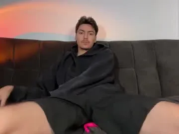 AAASuck – webcam model profile photo Image 13