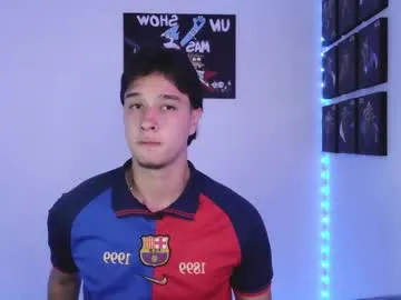 CassieGil – webcam model profile photo Image 12