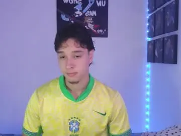 CassieGil – webcam model profile photo Image 14