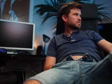 JadeRusell – webcam model profile photo Image 10