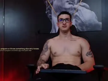 AmyBelmontt – webcam model profile photo Image 18