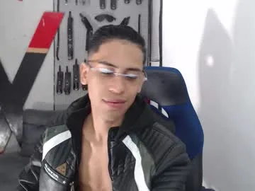 CassieGil – webcam model profile photo Image 12