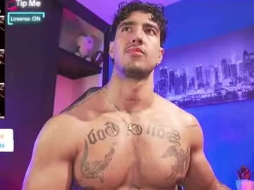 EmmilyCoopers18 – webcam model profile photo Image 9