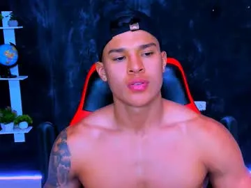 powq05 – webcam model profile photo Image 11