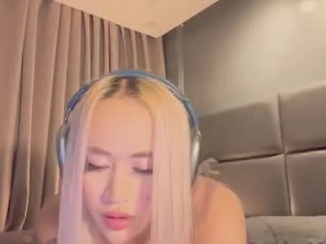 CassieGil – webcam model profile photo Image 11