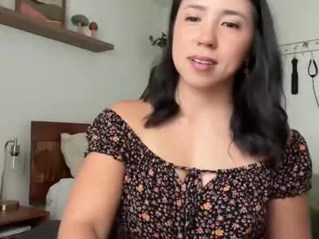 JenCarter – webcam model profile photo Image 9