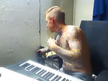 LorrySkye – webcam model profile photo Image 18