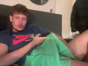 FoxxyMilf – webcam model profile photo Image 3