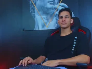 Juhone – webcam model profile photo Image 9