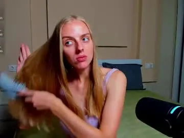 CassieGil – webcam model profile photo Image 7