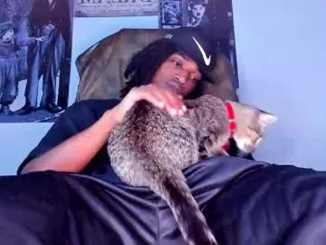 EvaAmanti – webcam model profile photo Image 12