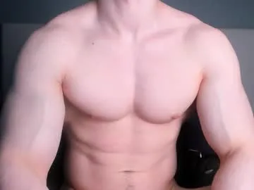 LauraFord – webcam model profile photo Image 12