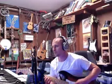 otouhu76 – webcam model profile photo Image 4