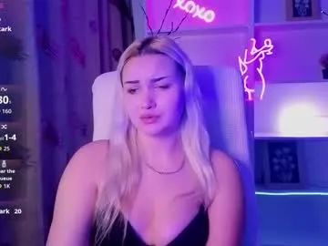 SkyLumen – webcam model profile photo Image 10