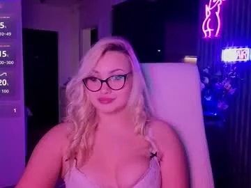 SkyLumen – webcam model profile photo Image 3