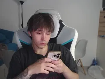 tommyjoyer – webcam model profile photo Image 10