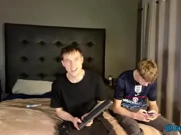 Amida_Chris – webcam model profile photo Image 11