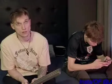 Amida_Chris – webcam model profile photo Image 18