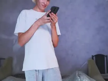 ZaraReyes – webcam model profile photo Image 14