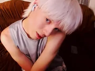 ZaraReyes – webcam model profile photo Image 15