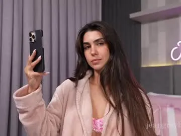 Chloe_Sins – webcam model profile photo Image 7